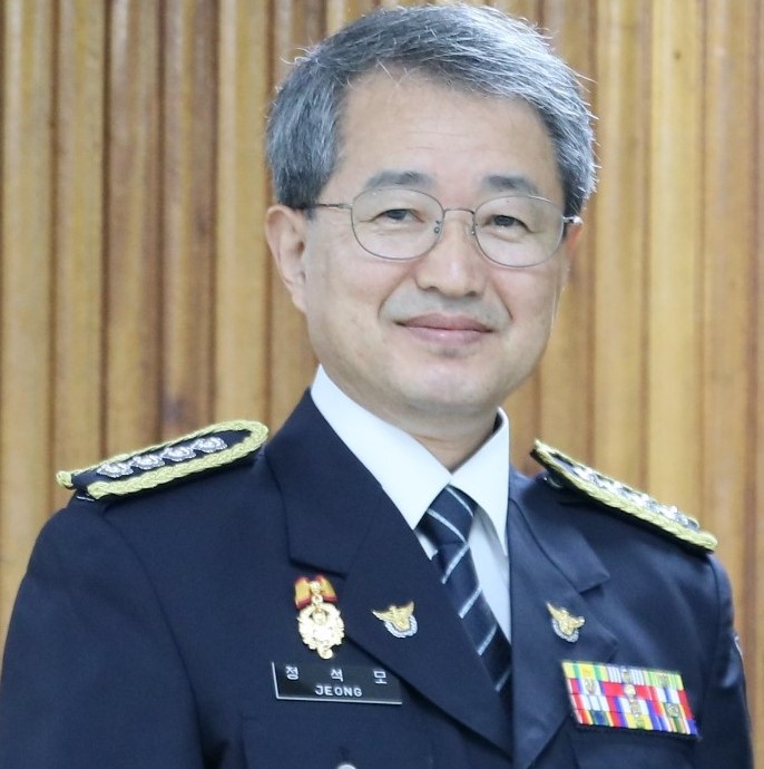 정석모